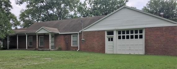 1101 S Cannon Blvd, Shelbyville, TN 37160 - photo 1