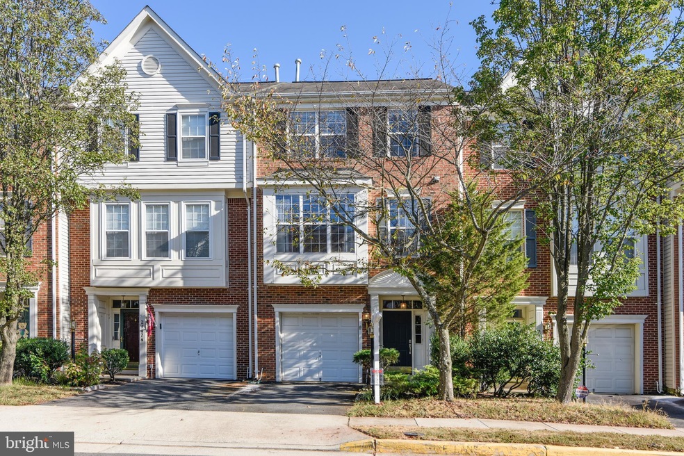 21476 Rusty Blackhaw Square, Sterling, VA 20164 - photo 1