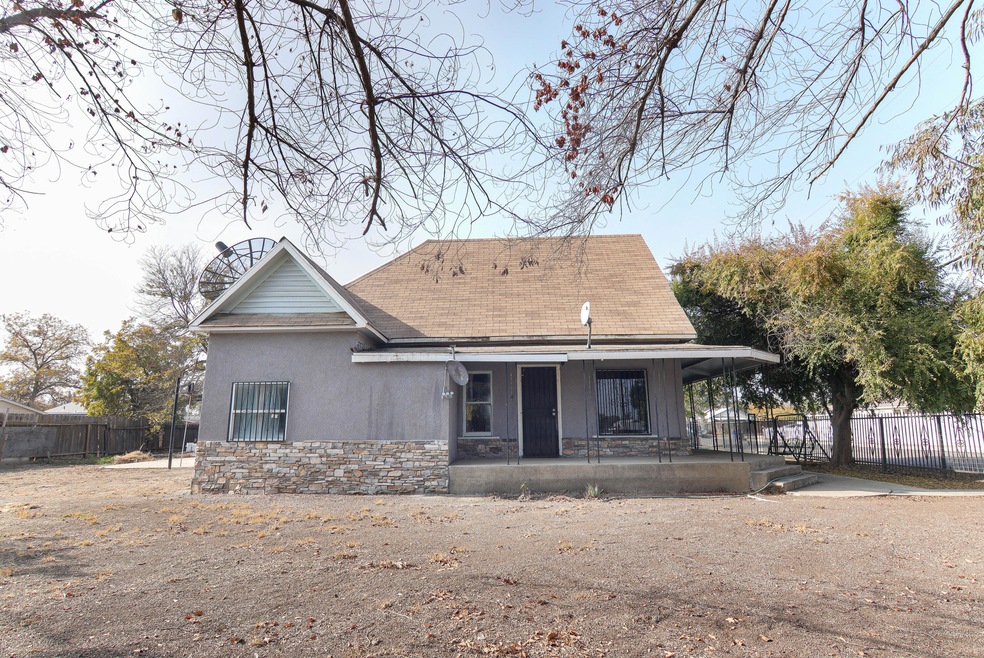 403 South D St-1