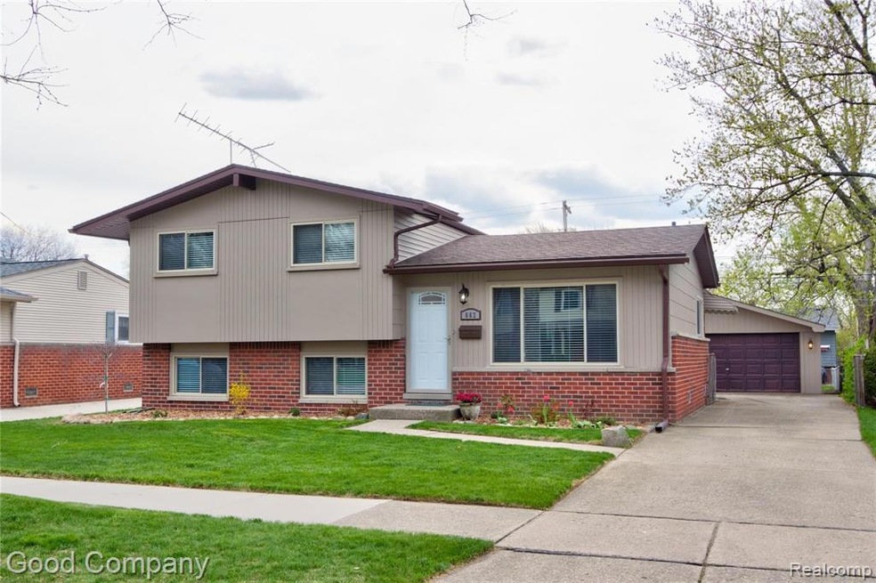 662 Langley Blvd, Clawson, MI 48017 - photo 1