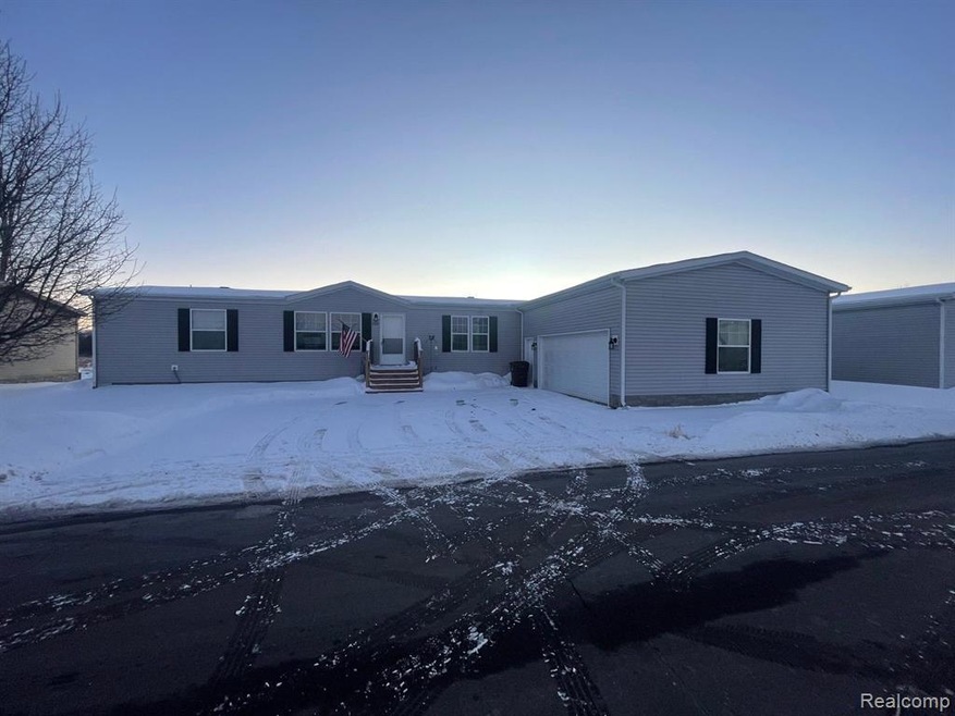 5431 Arboretum Trail, Howell, MI 48843 - photo 1