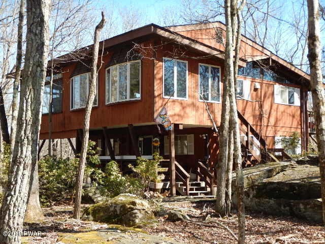 137 Basswood Dr, Hawley, PA 18428 - photo 1