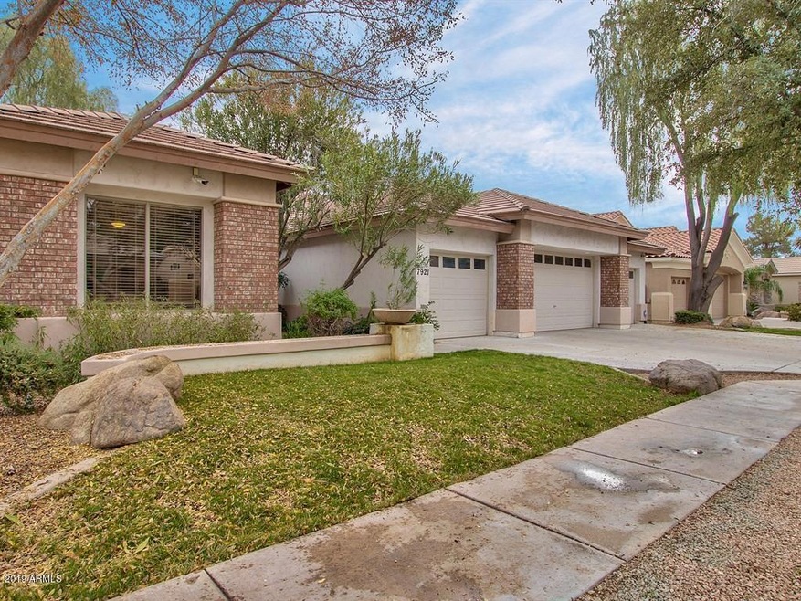 7921 S Stephanie Ln, Tempe, AZ 85284 - photo 1