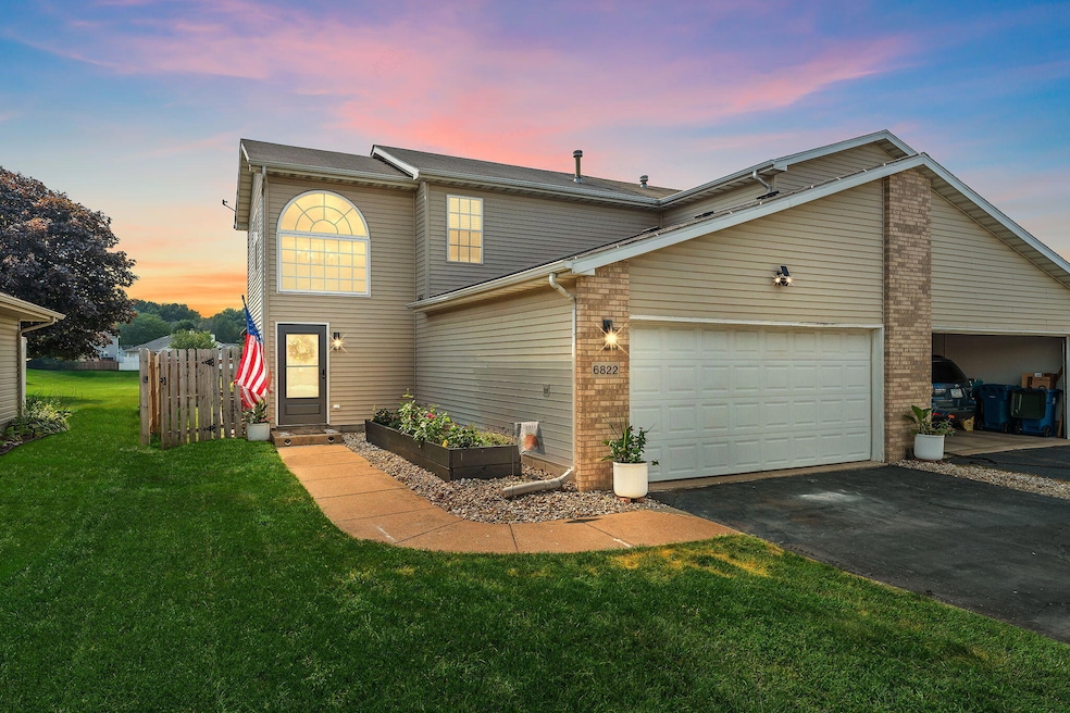 6822 Falcon Dr, Schererville, IN 46375 - photo 1