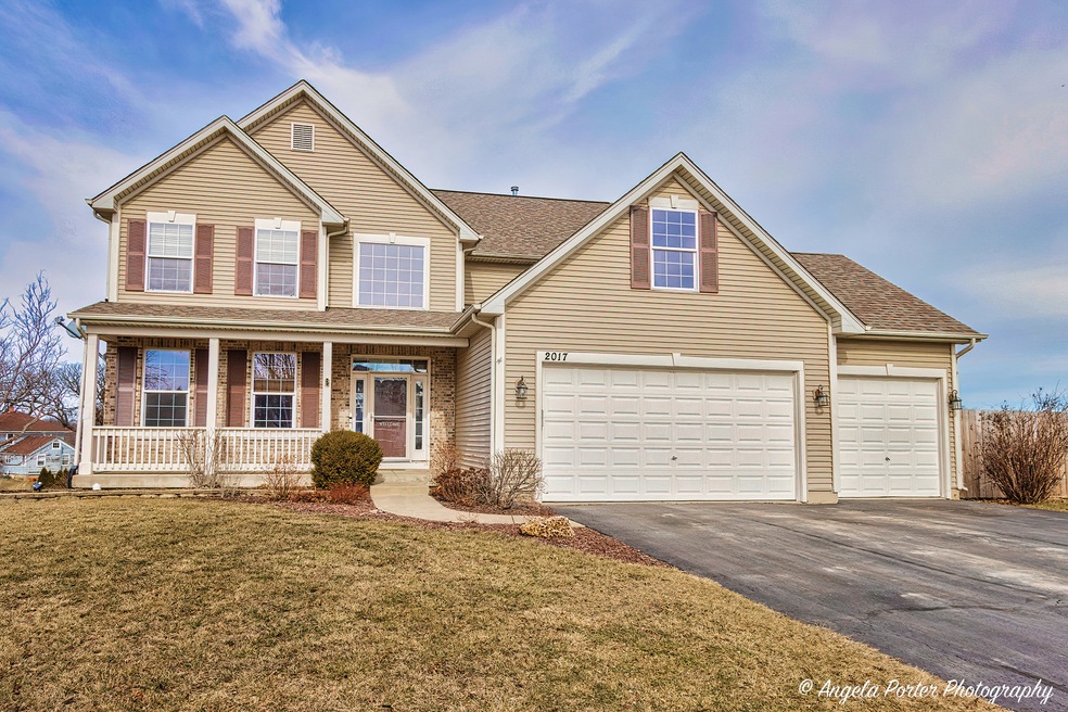 Sold $405,000