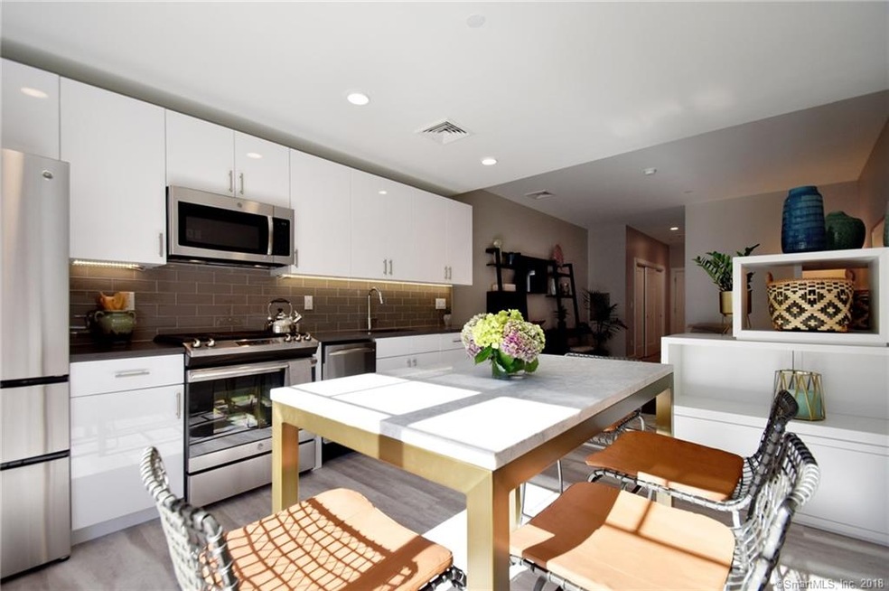 1177 Post Rd E unit 233, Westport, CT 06880 - photo 1