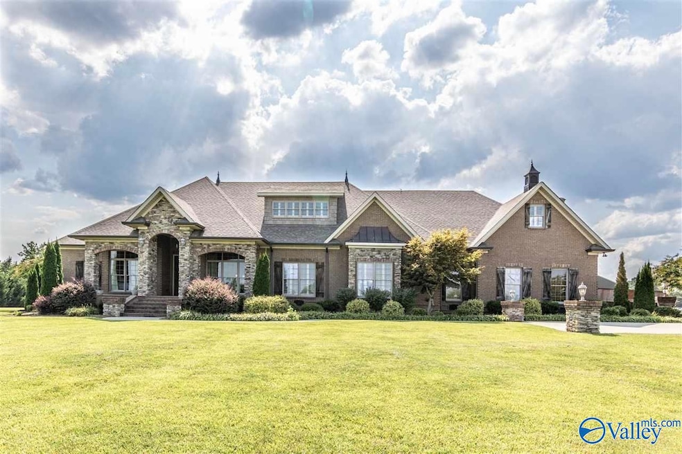 Sold $965,000