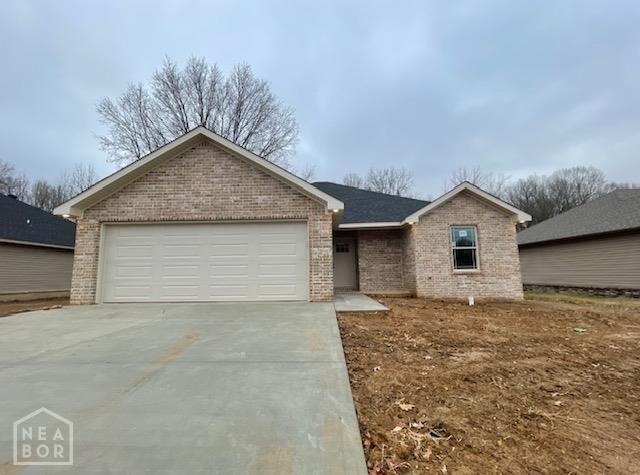 1007 William Hall Dr, Paragould, AR 72450 - photo 1