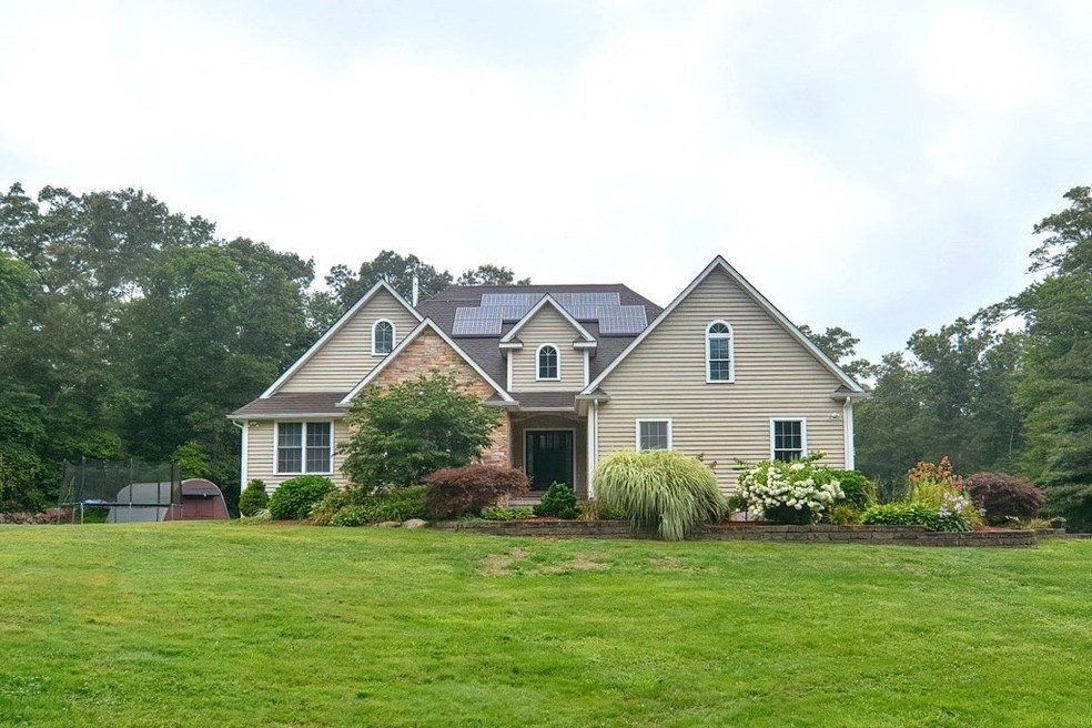 9 Mackady Ct, Westport, MA 02790 - photo 1