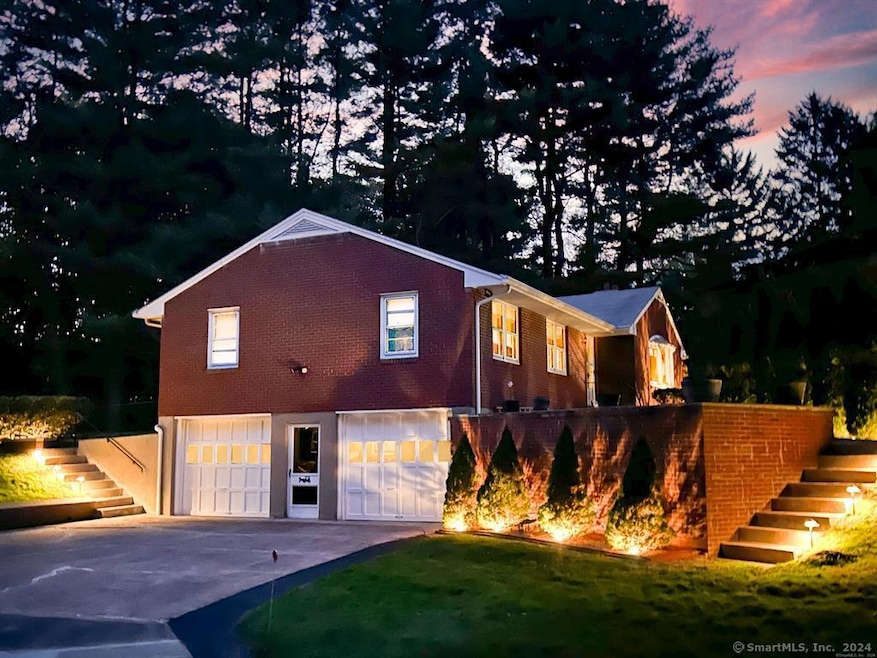 12 Poinsettia St, Middletown, CT 06457 - photo 1