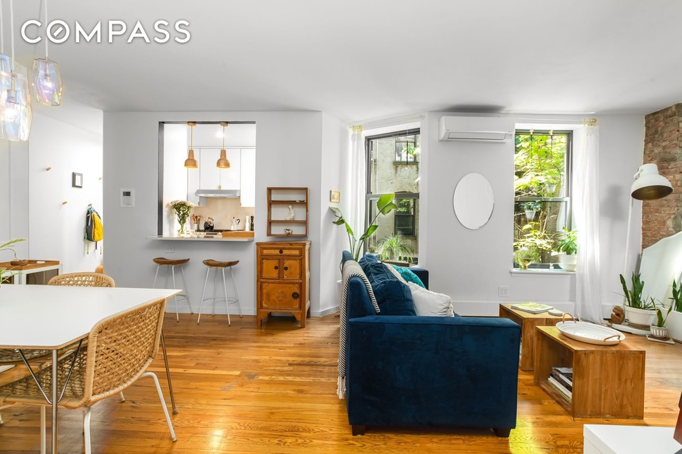 427 St Johns Place unit 2-B, New York City, NY 11238 - photo 1