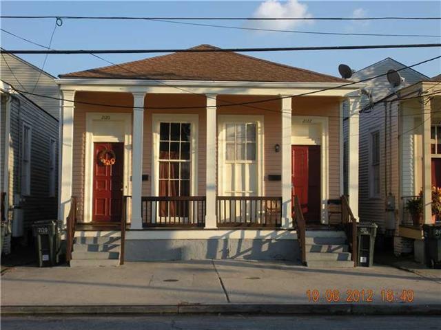 Facade/Exterior Front.