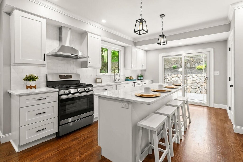 5 Lowell St, Lexington, MA 02420 - photo 1