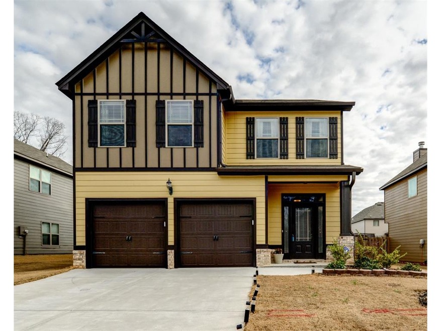 Craftsman Style home on level lot!