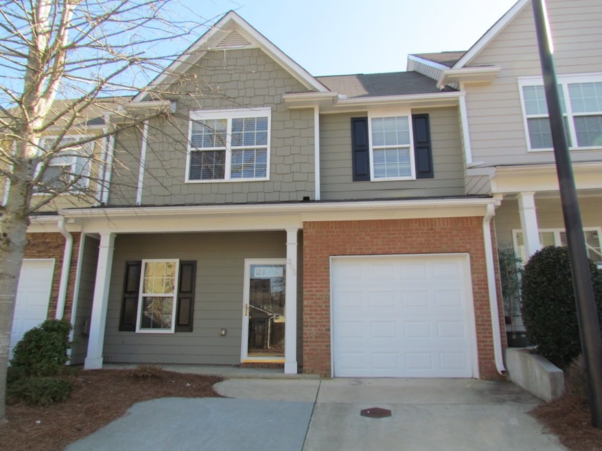 Sought After Centennial Lakes HOA Community