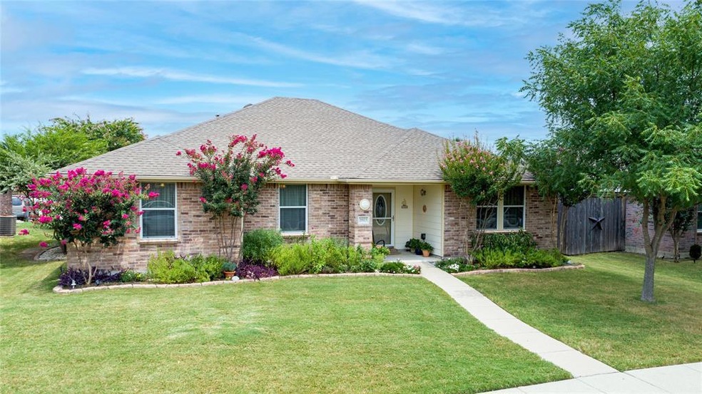 2923 Sheridan Ln, Wylie, TX 75098 - photo 1