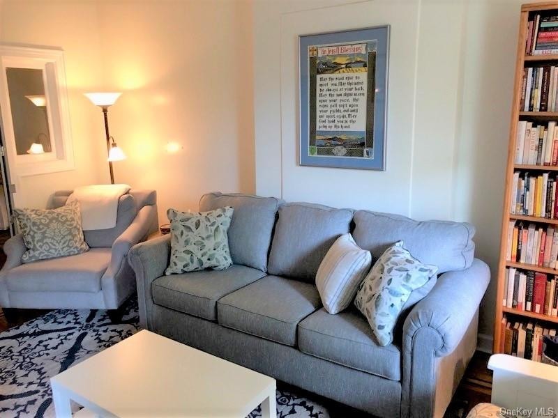 2450 Lorillard Place unit 1 Rear, Bronx, NY 10458 - photo 1