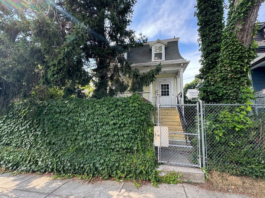 Sold $725,000