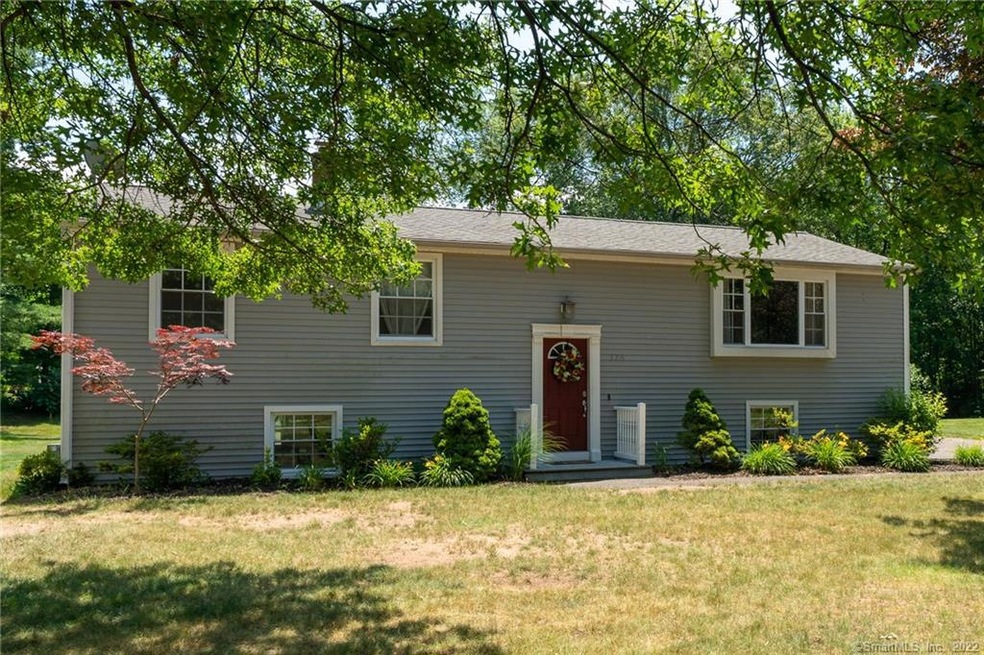 126 Union St, Plantsville, CT 06479 - photo 1