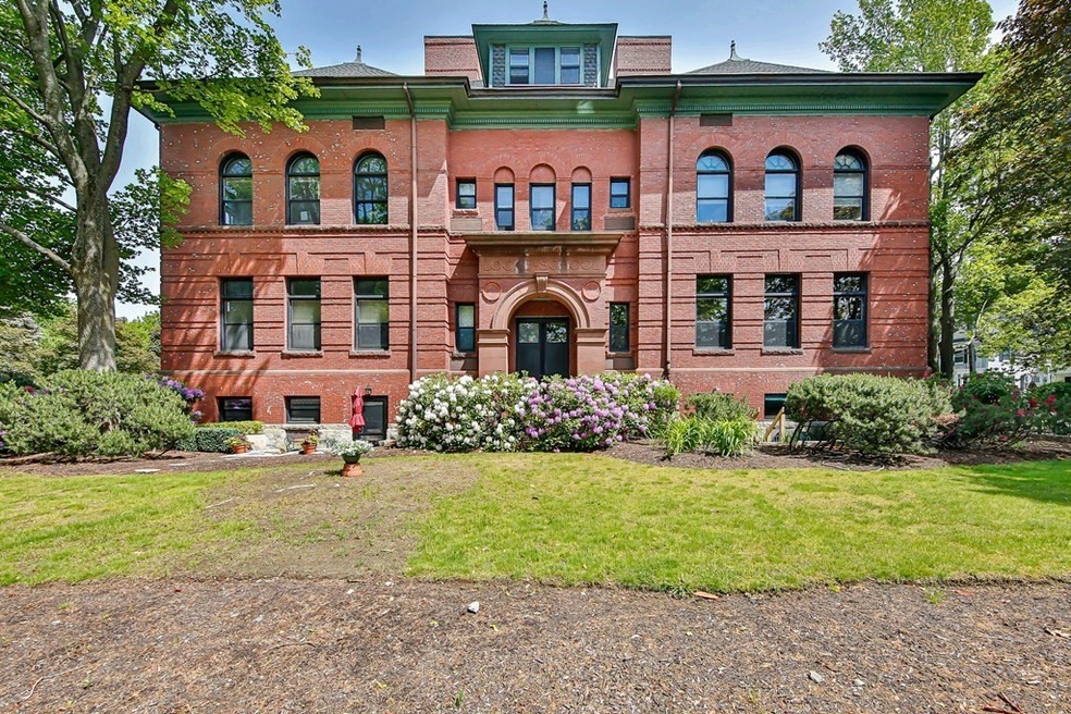 88 Park Ave unit 202, Arlington, MA 02476 - photo 1