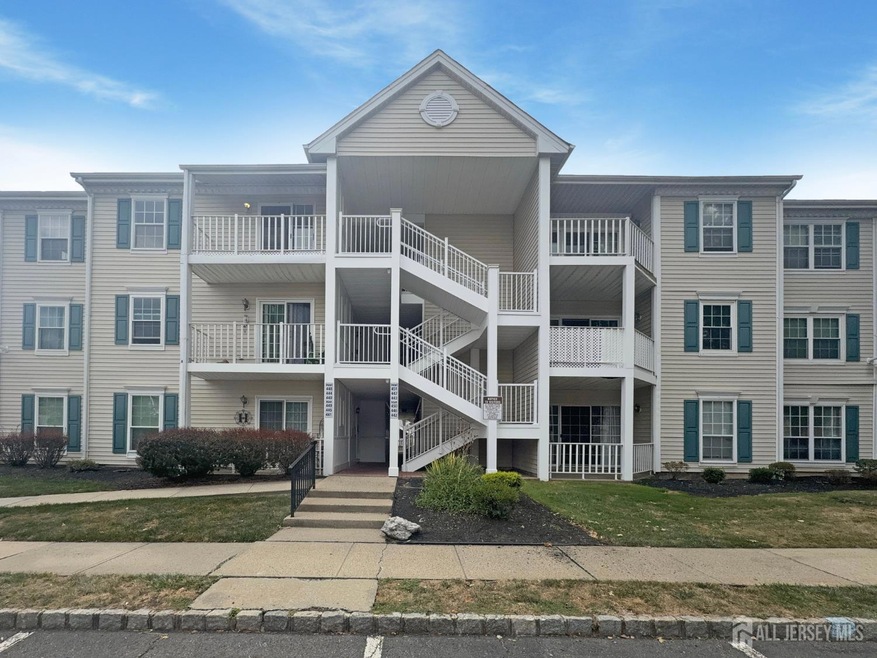 448 Northam Dr unit A3, North Brunswick, NJ 08902 - photo 1
