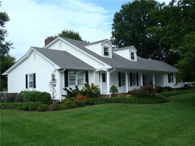 110 Riverlake Rd, Shelbyville, TN 37160 - photo 1