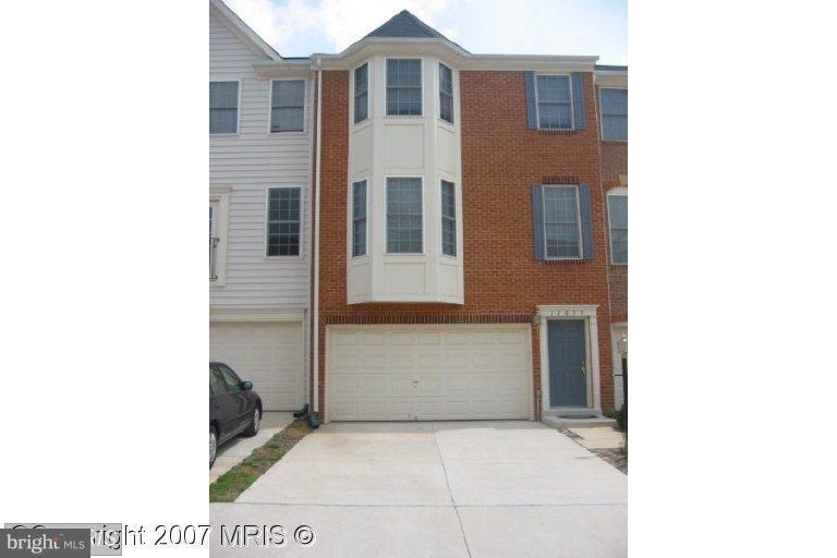 12039 Kemps Landing Cir, Manassas, VA 20109 - photo 1