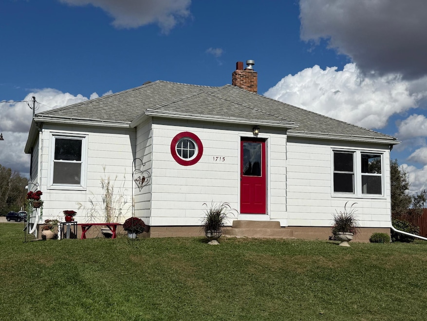 1715 SE Marshall St, Albert Lea, MN 56007 - photo 1