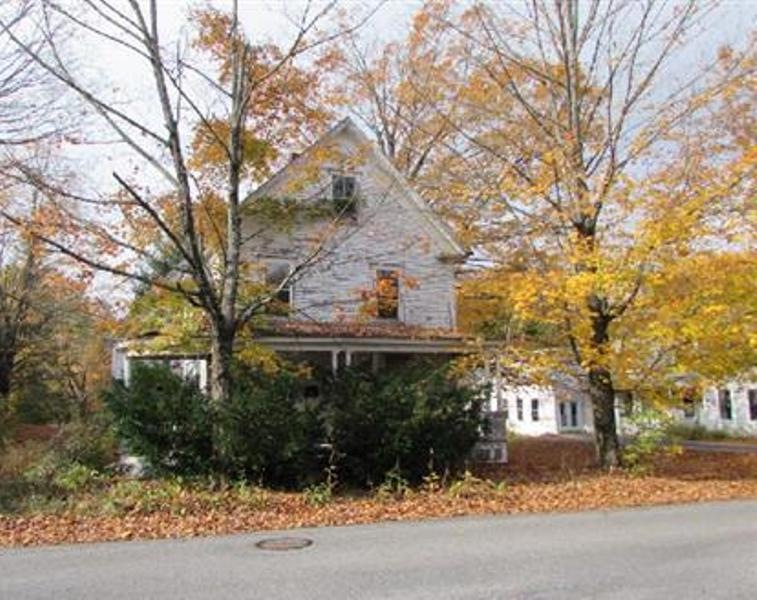 97 Elm St, Mechanic Falls, ME 04256 - photo 1