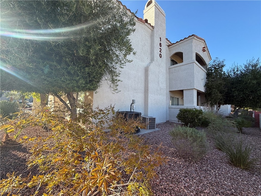 1620 Sandecker Ct unit 101, Las Vegas, NV 89146 - photo 1