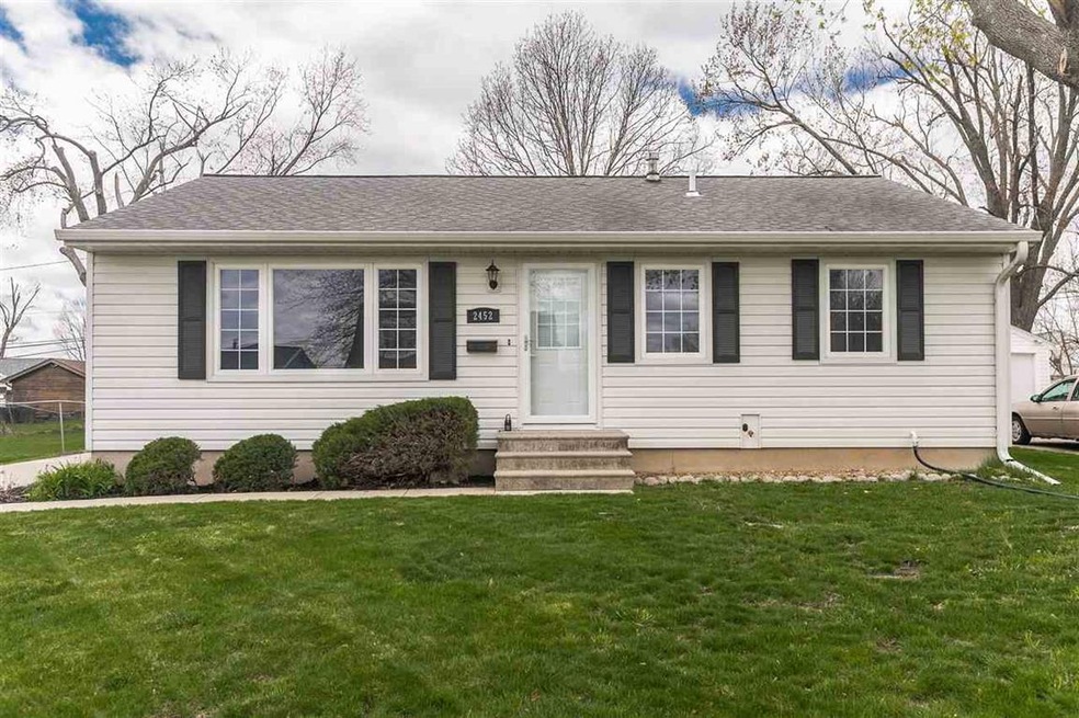2452 Deborah Dr SW, Cedar Rapids, IA 52404 - photo 1
