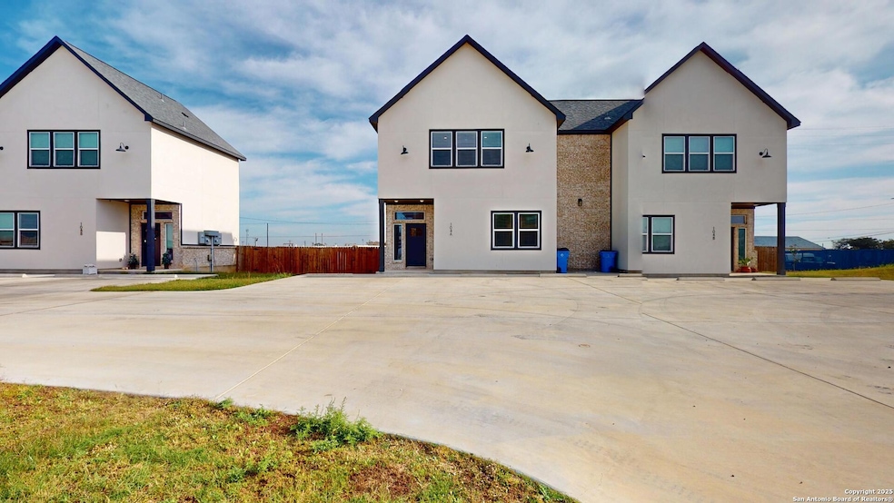 104 Micah Point unit A, La Vernia, TX 78121 - photo 1