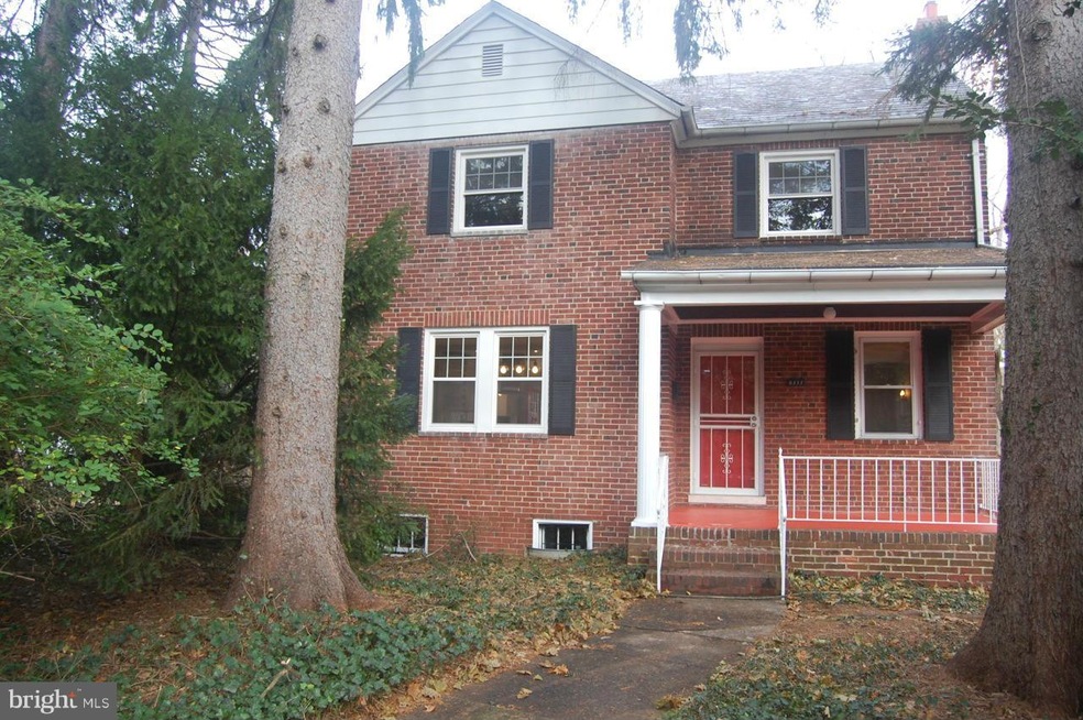 6111 Bellona Ave, Baltimore, MD 21212 - photo 1