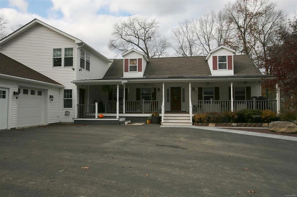 Sold $1,625,000 • Co-Listing Agent