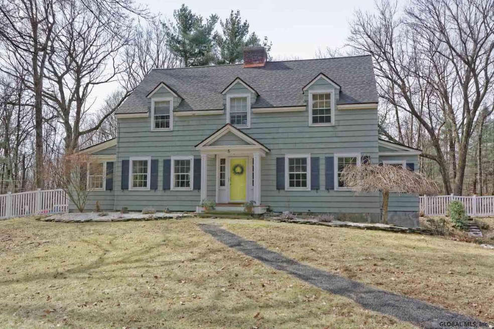 5 Hilltop Rd, Troy, NY 12180 - photo 1