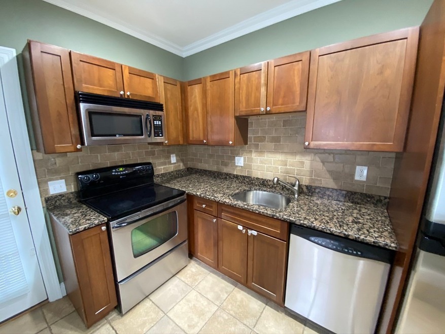 43 Commonwealth Ave unit 10, Newton, MA 02467 - photo 1
