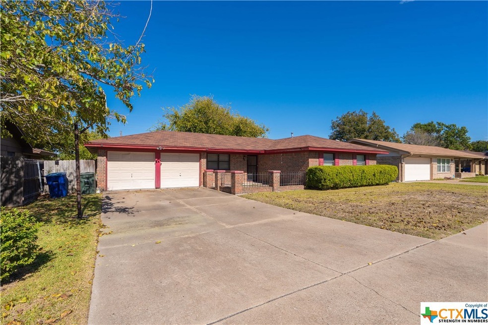 1105 Pack Ave, Copperas Cove, TX 76522 - photo 1