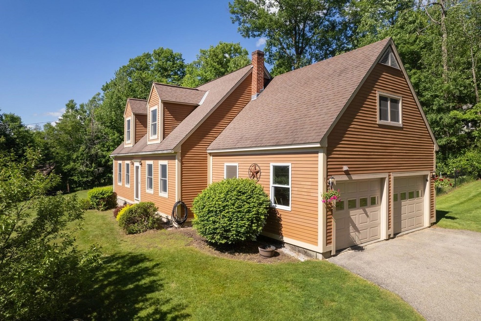 32 Catherine Dr, Rutland, VT 05701 - photo 1