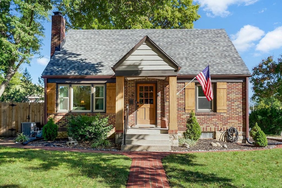 5845 Caenen St, Shawnee, KS 66216 - photo 1