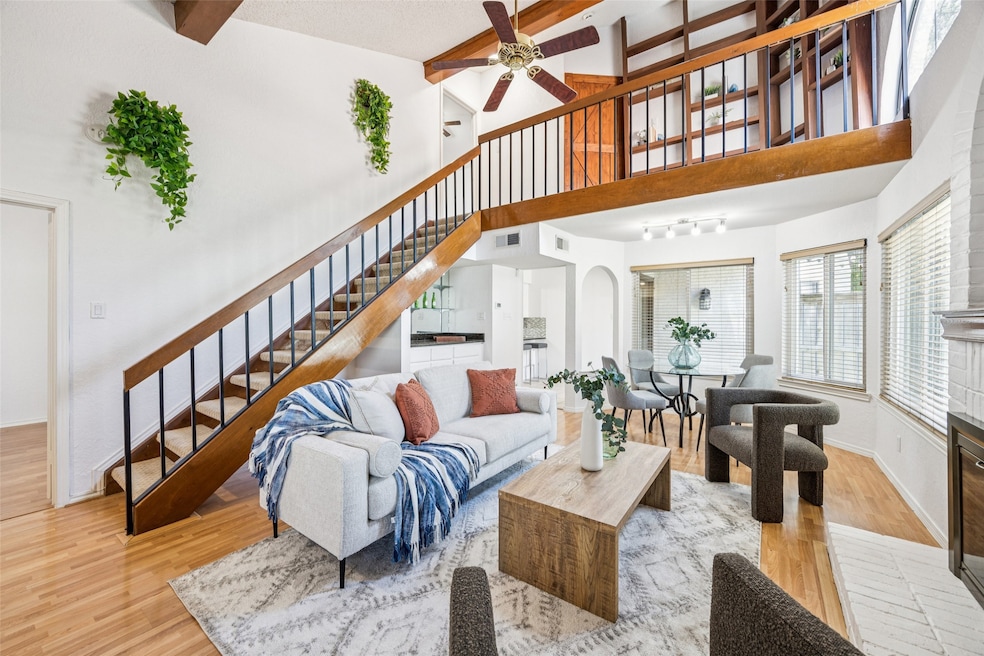 For Sale $259,000 • Co-Listing Agent