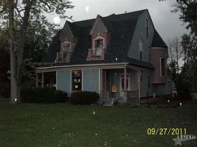 734 N Main St, Bluffton, IN 46714 - photo 1