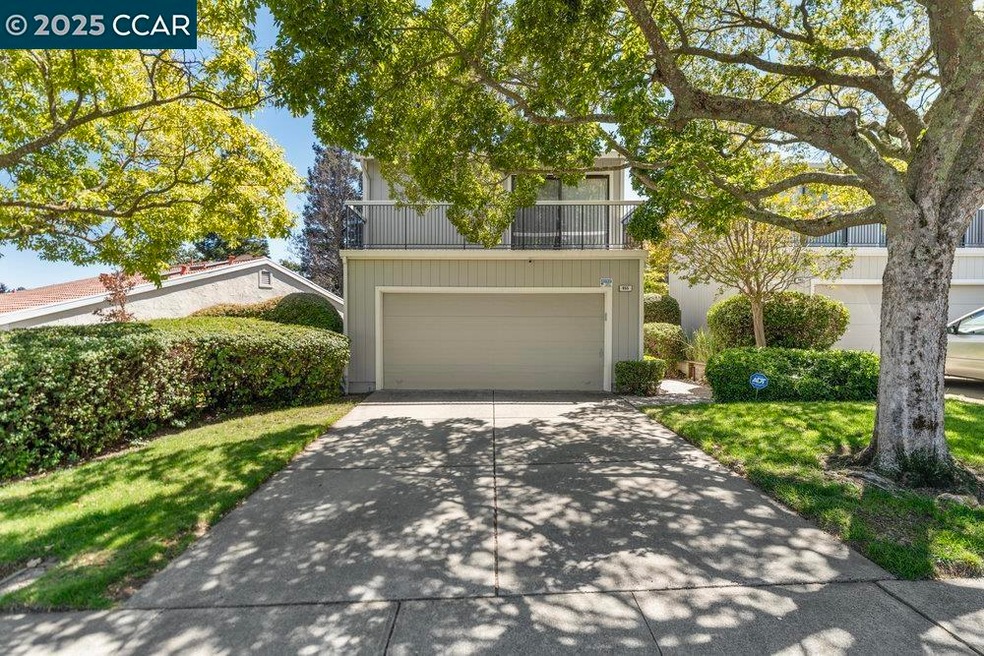Sold $1,120,000 • Co-Listing Agent