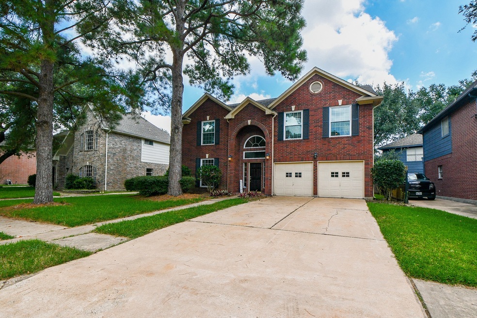 16318 Battlecreek Dr, Houston, TX 77095 - photo 1
