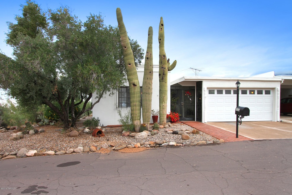 5034 N. Crestridge Drive