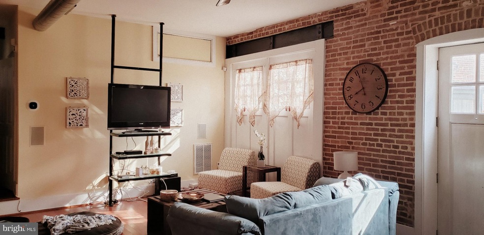 762 Clifford St, Baltimore, MD 21230 - photo 1