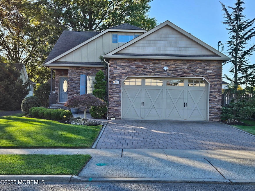 90 Saint Peters Place, Keyport, NJ 07735 - photo 1