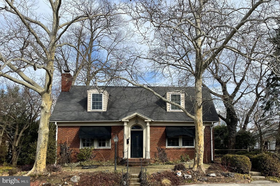 529 Bishop Ave, Chambersburg, PA 17201 - photo 1