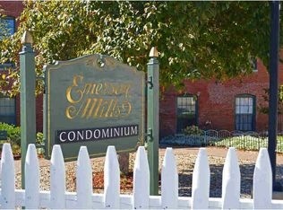 Emerson Mills unit M20, Pembroke, NH 03275 - photo 1