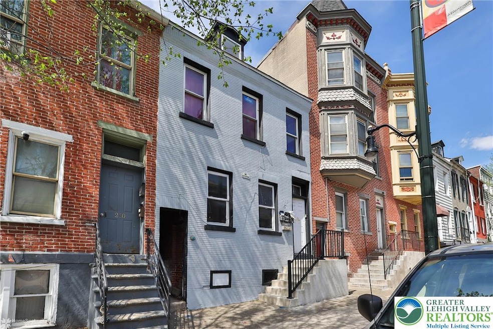 212 N 7th St, Allentown, PA 18102 - photo 1