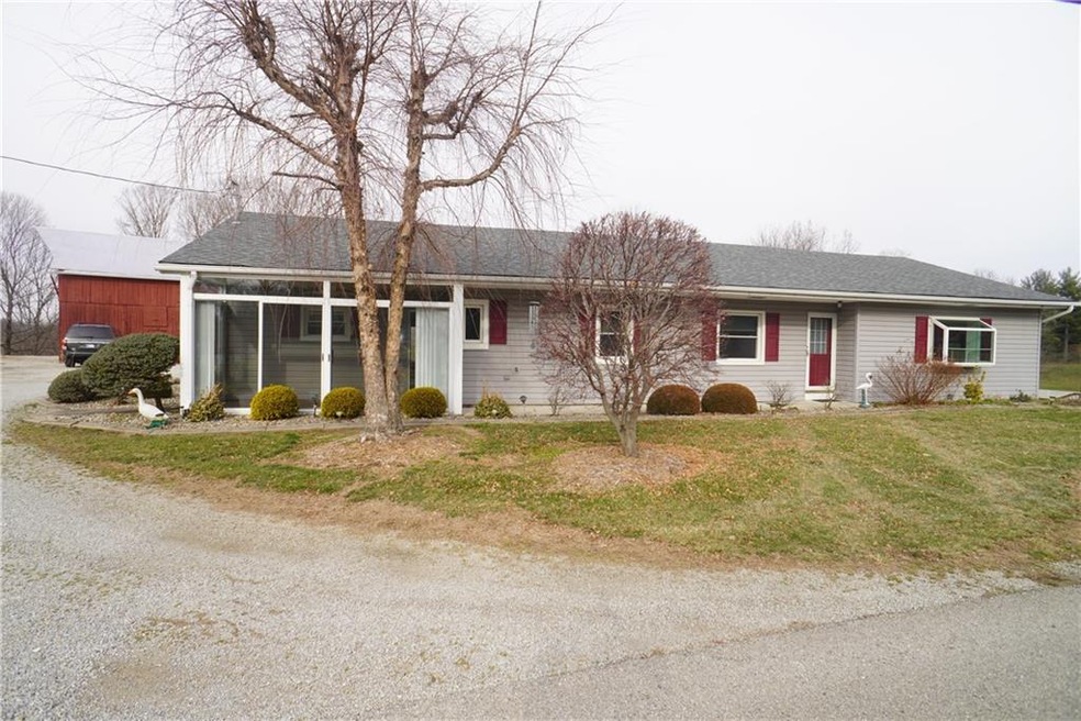 1056 Locust Ave, Batesville, IN 47006 - photo 1